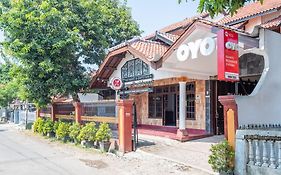 OYO 1032 Rahayu Residence Syariah